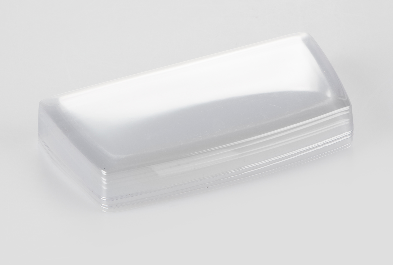 Arbeitsschutzhaube über dem Anzeigegerät für DE-D