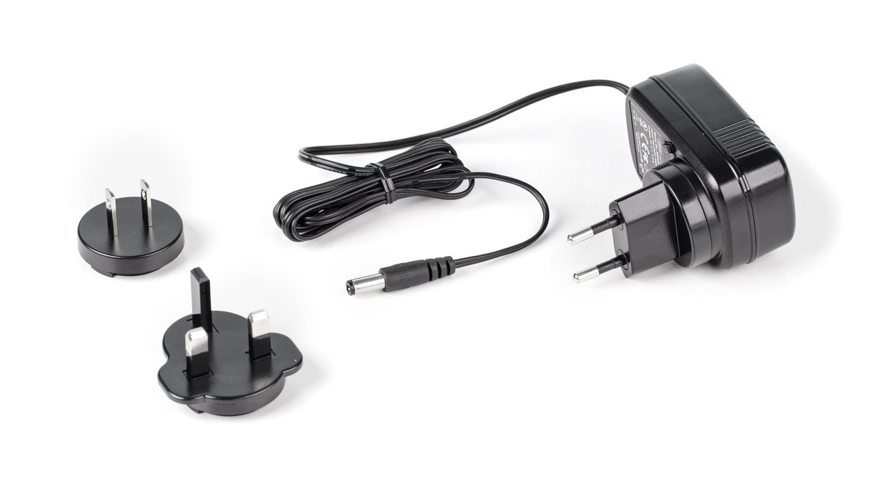 Netzadapter extern CH